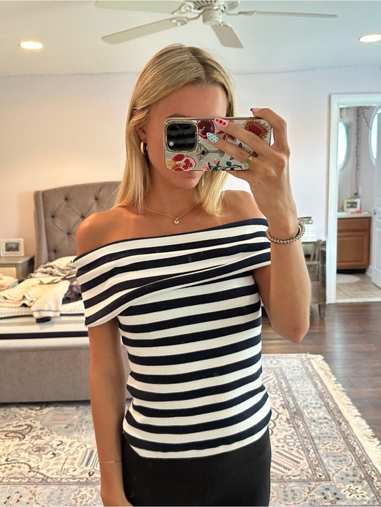 Banana Republic Tops - Banana Republic Black & White Striped Off-Shoulder Top
